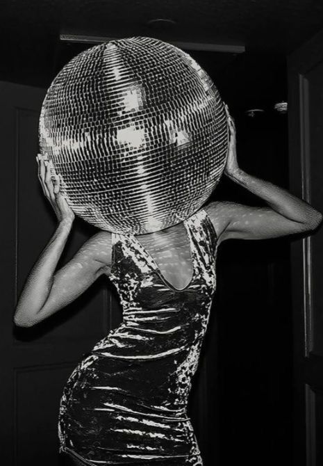 Studio 54 outfit inspiration 5